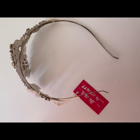 Kleinfeld’s crystal/lace bridal headband NEW TAGS